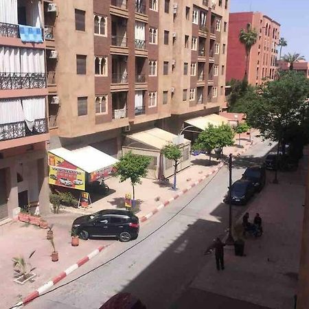 Appartement Tout Confort Avec Possibilite Transport Aeroport Marrakesch Exterior foto